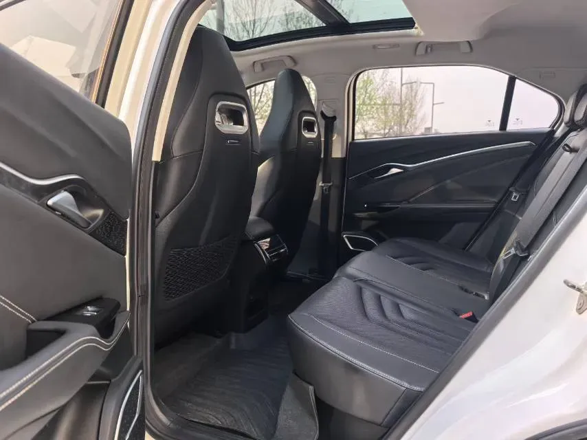 2021 GAC Trumpchi M6 1.5T 169HP L4 7DCT,autocango,china used car exporter,china ev exporter,chinese used car exporter,chinese used ev exporter