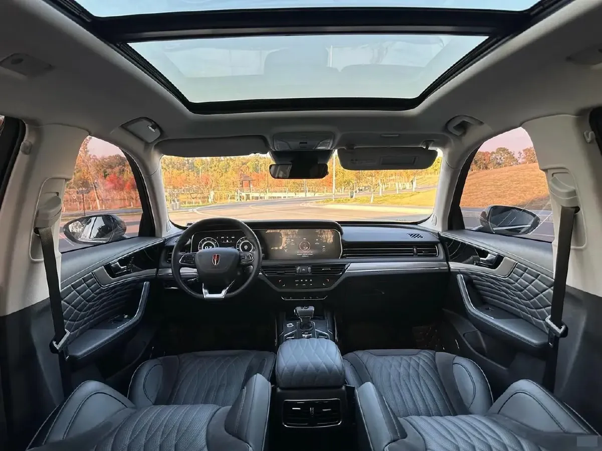 2022 HongQi HS5 2.0T 224HP L4 6AT,autocango,china used car exporter,china ev exporter,chinese used car exporter,chinese used ev exporter