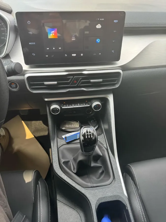 2025 Geely Coolray 1.5L 126HP L4 5MT,autocango,china used car exporter,china ev exporter,chinese used car exporter,chinese used ev exporter