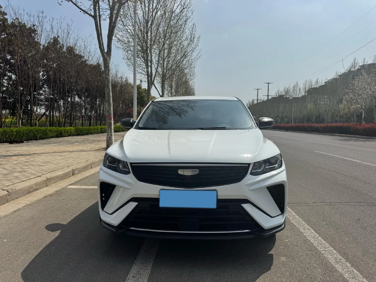 2025 Geely Coolray 1.5L 126HP L4 5MT,autocango,china used car exporter,china ev exporter,chinese used car exporter,chinese used ev exporter