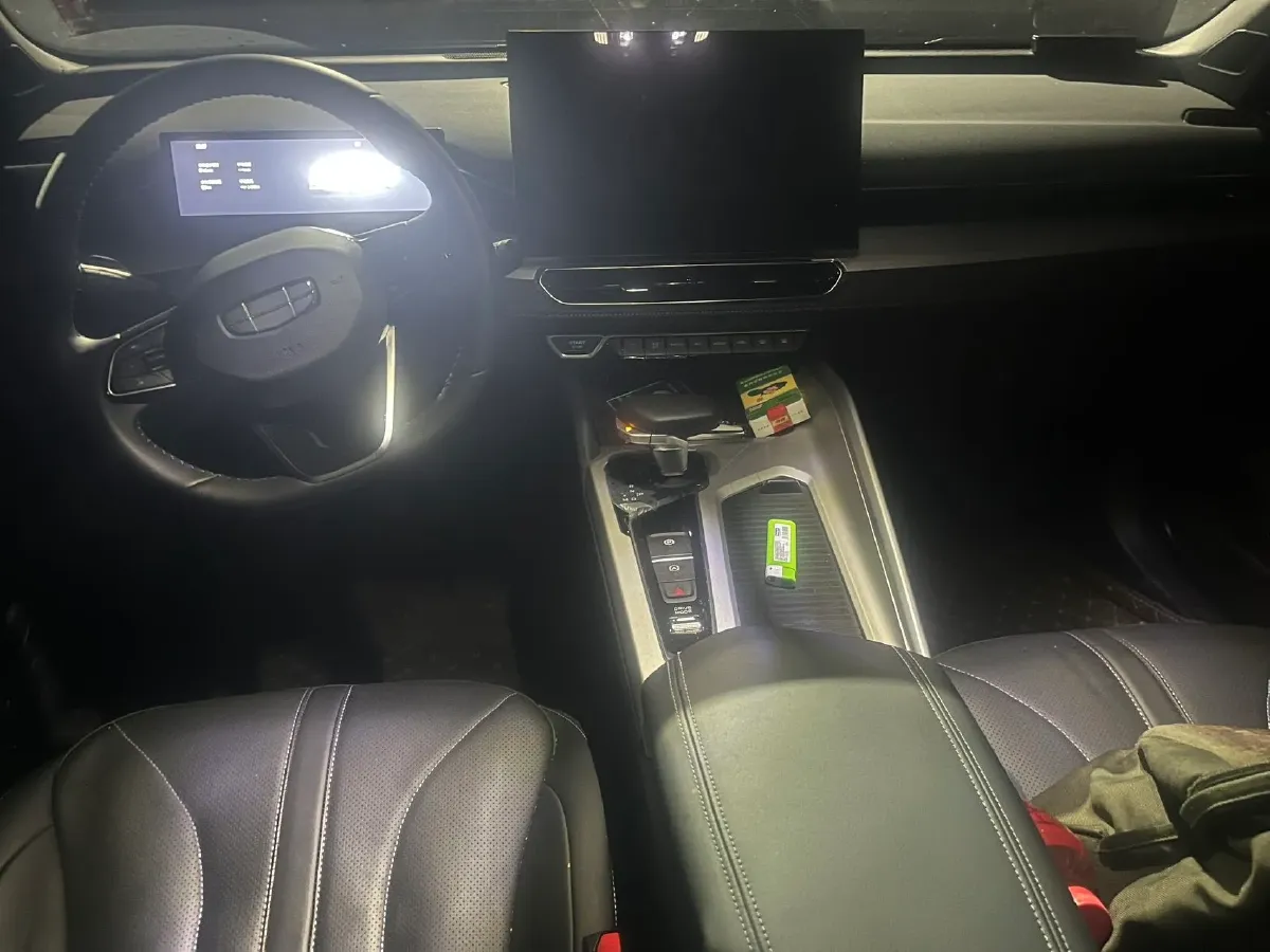 2025 Geely Preface 1.5T 181HP L4 7DCT,autocango,china used car exporter,china ev exporter,chinese used car exporter,chinese used ev exporter