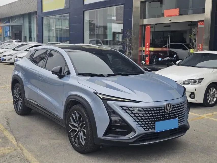 2022 ChangAn UNI-T 1.5T 188HP L4 7DCT,autocango,china used car exporter,china ev exporter,chinese used car exporter,chinese used ev exporter