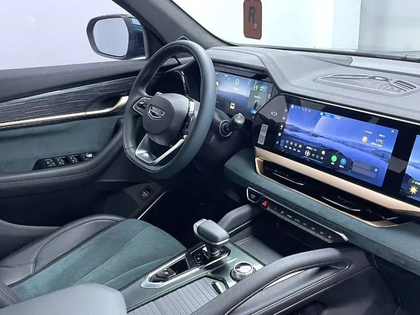 2021 Geely Monjaro 2.0T 218HP L4 7DCT,autocango,china used car exporter,china ev exporter,chinese used car exporter,chinese used ev exporter