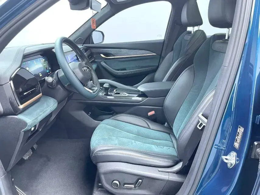 2021 Geely Monjaro 2.0T 218HP L4 7DCT,autocango,china used car exporter,china ev exporter,chinese used car exporter,chinese used ev exporter