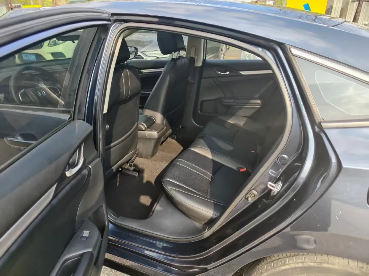 2019 Honda Civic 1.5T 177HP L4 CVT,autocango,china used car exporter,china ev exporter,chinese used car exporter,chinese used ev exporter