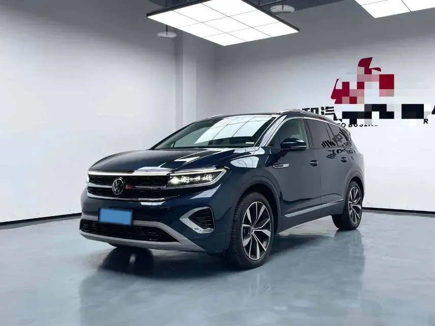 2022 Volkswagen Talagon 2.5T 299HP V6 7DCT,autocango,china used car exporter,china ev exporter,chinese used car exporter,chinese used ev exporter