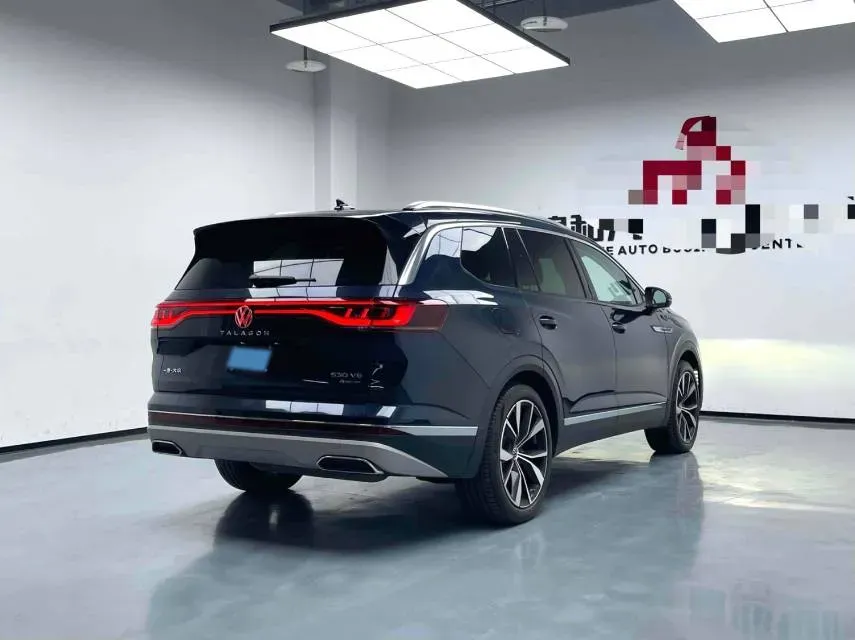 2022 Volkswagen Talagon 2.5T 299HP V6 7DCT,autocango,china used car exporter,china ev exporter,chinese used car exporter,chinese used ev exporter