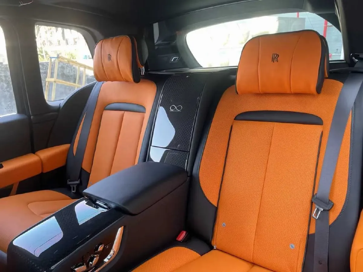 2020 Rolls-Royce Cullinan 6.7T 600HP V12 8AT,autocango,china used car exporter,china ev exporter,chinese used car exporter,chinese used ev exporter