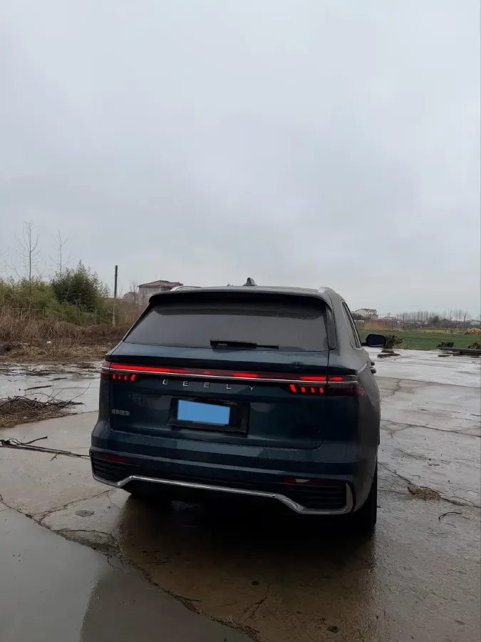 2021 Geely Monjaro 2.0T 218HP L4 7DCT,autocango,china used car exporter,china ev exporter,chinese used car exporter,chinese used ev exporter