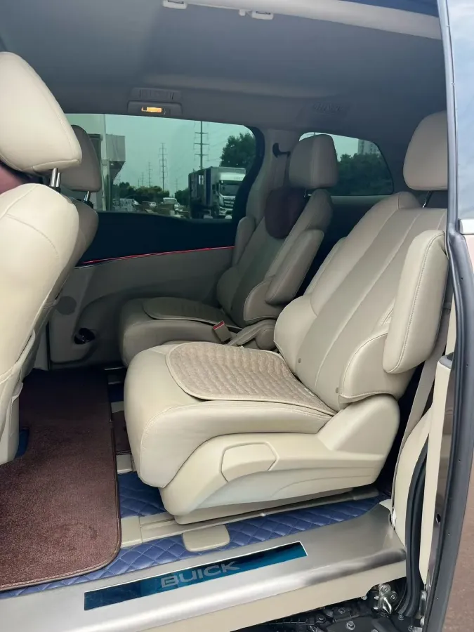 2018 Buick GL8 2.0T 260HP L4 6AT,autocango,china used car exporter,china ev exporter,chinese used car exporter,chinese used ev exporter