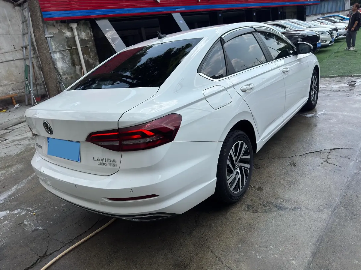 2022 Volkswagen Sagitar 1.2T 116HP L4 7DCT,autocango,china used car exporter,china ev exporter,chinese used car exporter,chinese used ev exporter