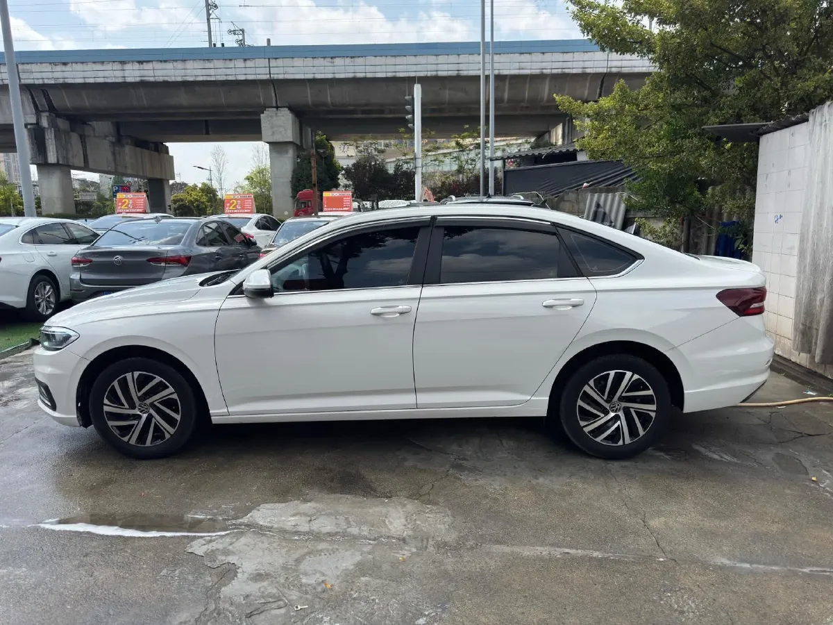 2022 Volkswagen Sagitar 1.2T 116HP L4 7DCT,autocango,china used car exporter,china ev exporter,chinese used car exporter,chinese used ev exporter