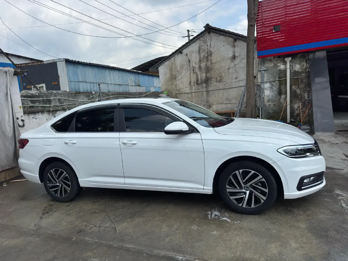 2022 Volkswagen Sagitar 1.2T 116HP L4 7DCT,autocango,china used car exporter,china ev exporter,chinese used car exporter,chinese used ev exporter