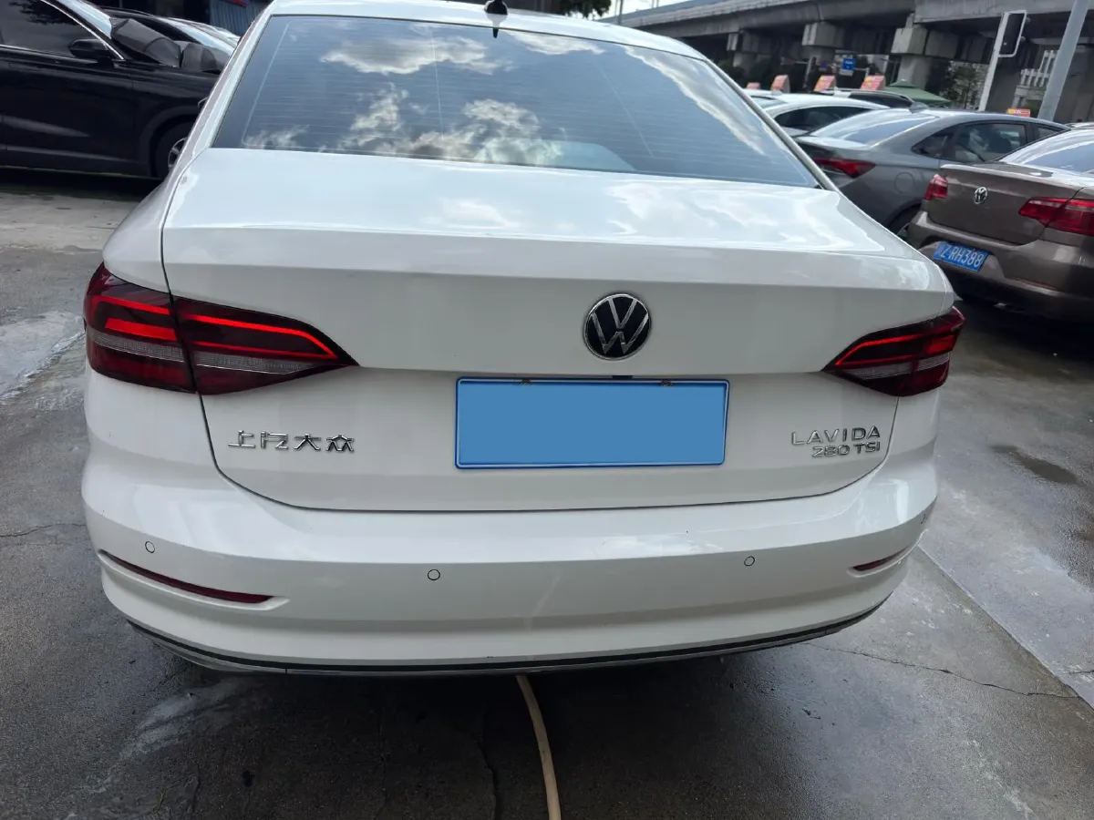 2022 Volkswagen Sagitar 1.2T 116HP L4 7DCT,autocango,china used car exporter,china ev exporter,chinese used car exporter,chinese used ev exporter