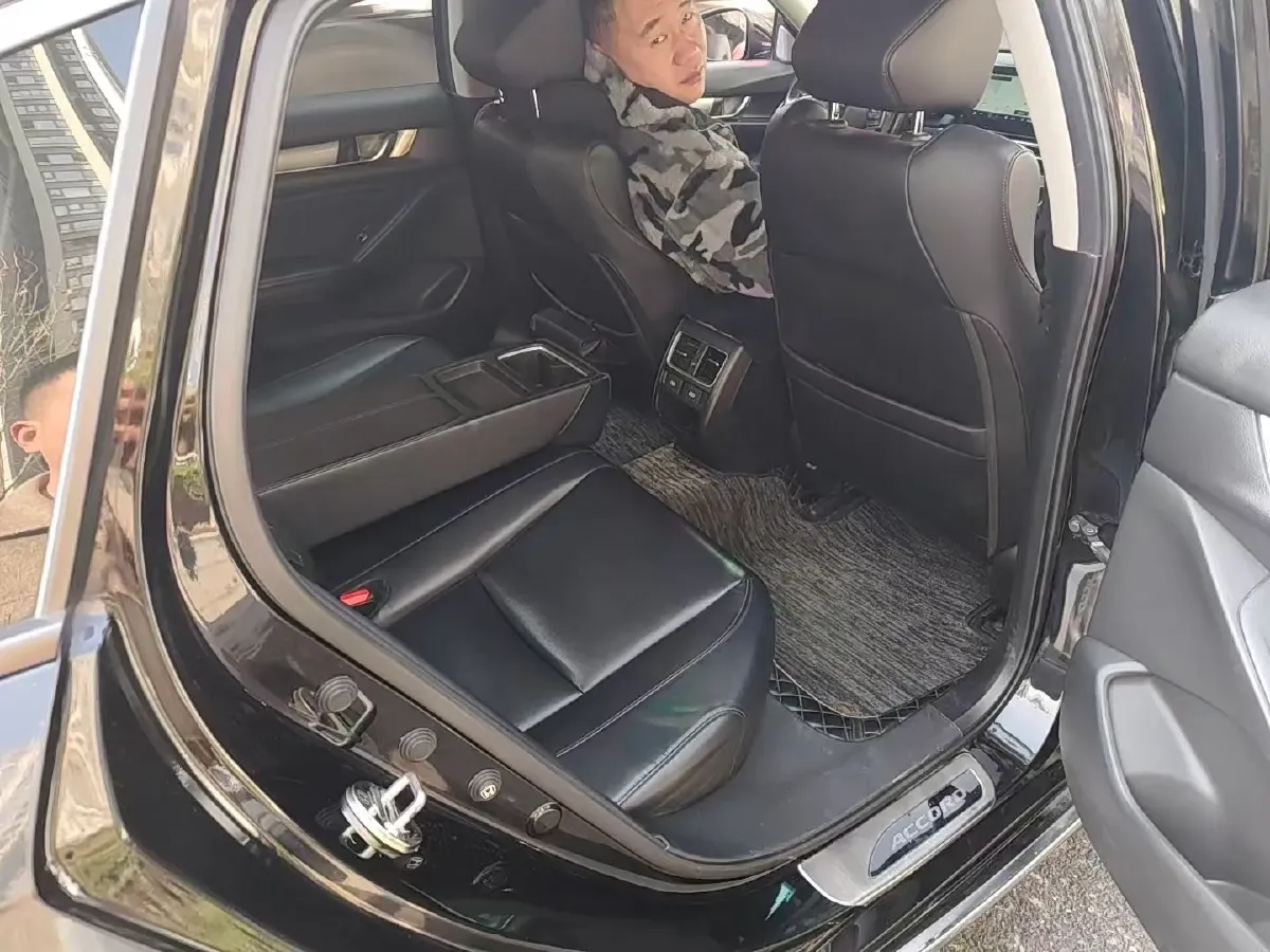 2022 Honda Accord 2.0L 146HP L4 E-CVT Hybrid,autocango,china used car exporter,china ev exporter,chinese used car exporter,chinese used ev exporter