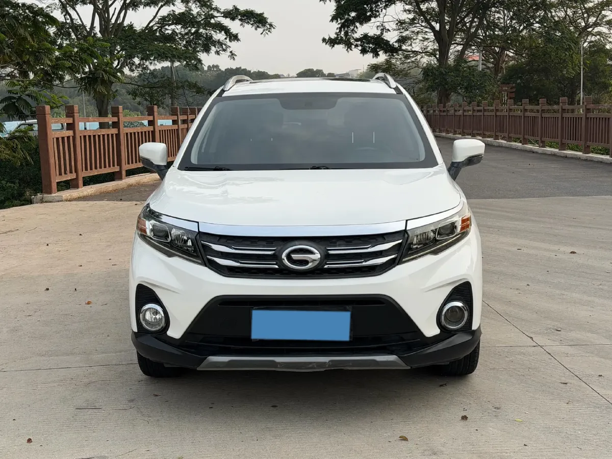 2017 GAC Trumpchi GS3 1.5L 114HP L4 5MT,autocango,china used car exporter,china ev exporter,chinese used car exporter,chinese used ev exporter