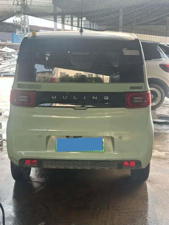 2021 WuLing HongGuang MINI EV BEV 13.8KWH,autocango,china used car exporter,china ev exporter,chinese used car exporter,chinese used ev exporter