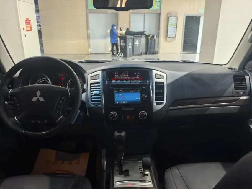 2017 Honda Jade 1.8L 141HP L4 5AT,autocango,china used car exporter,china ev exporter,chinese used car exporter,chinese used ev exporter