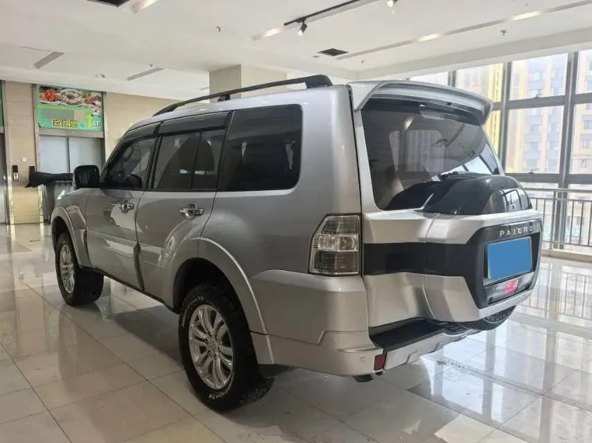 2017 Honda Jade 1.8L 141HP L4 5AT,autocango,china used car exporter,china ev exporter,chinese used car exporter,chinese used ev exporter