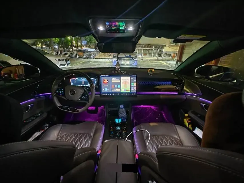 2022 Volkswagen Tiguan L 2.0T 186HP L4 7DCT,autocango,china used car exporter,china ev exporter,chinese used car exporter,chinese used ev exporter