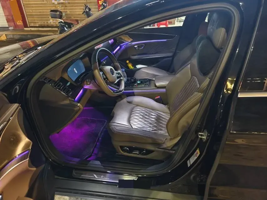 2022 Volkswagen Tiguan L 2.0T 186HP L4 7DCT,autocango,china used car exporter,china ev exporter,chinese used car exporter,chinese used ev exporter