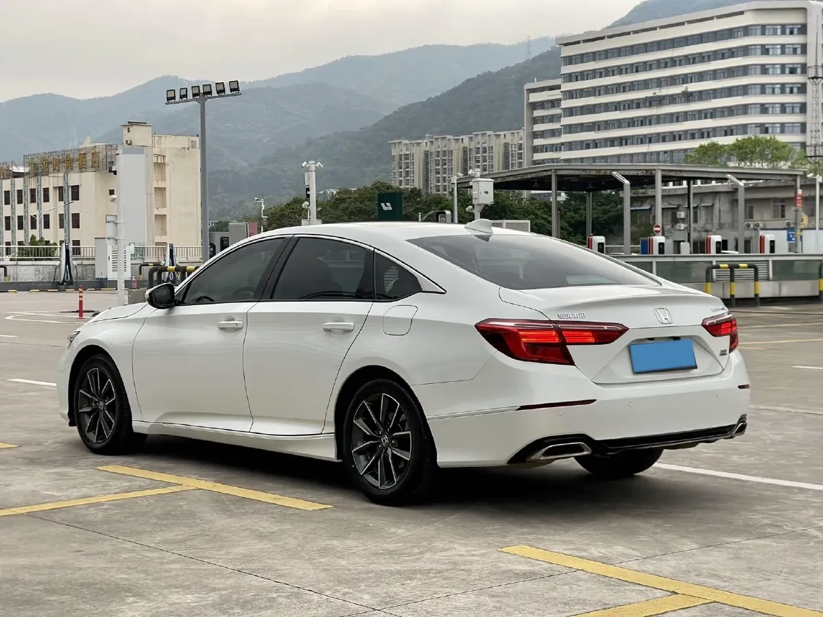 2022 Honda Inspire 1.5T 194HP L4 CVT,autocango,china used car exporter,china ev exporter,chinese used car exporter,chinese used ev exporter