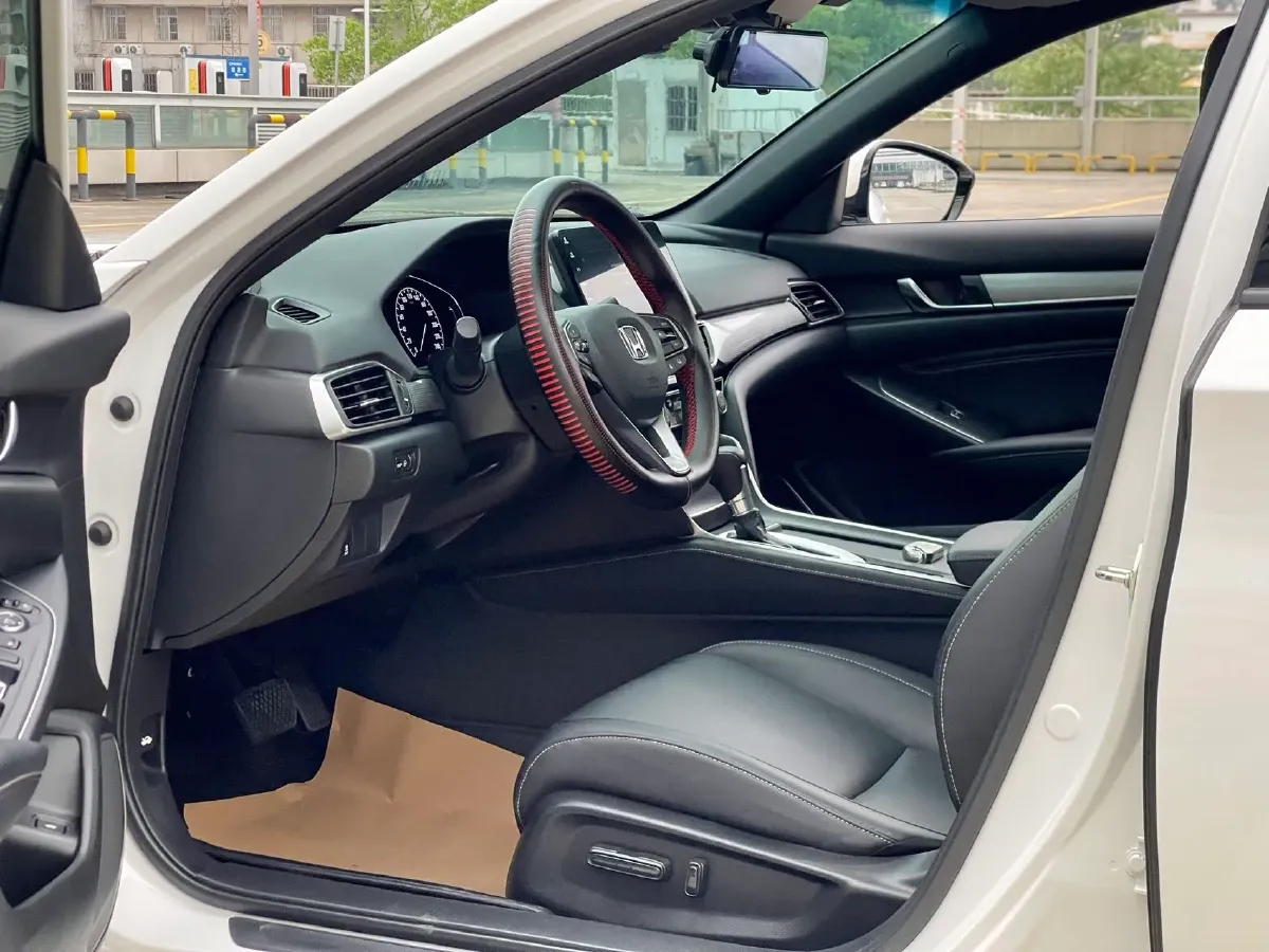 2022 Honda Inspire 1.5T 194HP L4 CVT,autocango,china used car exporter,china ev exporter,chinese used car exporter,chinese used ev exporter