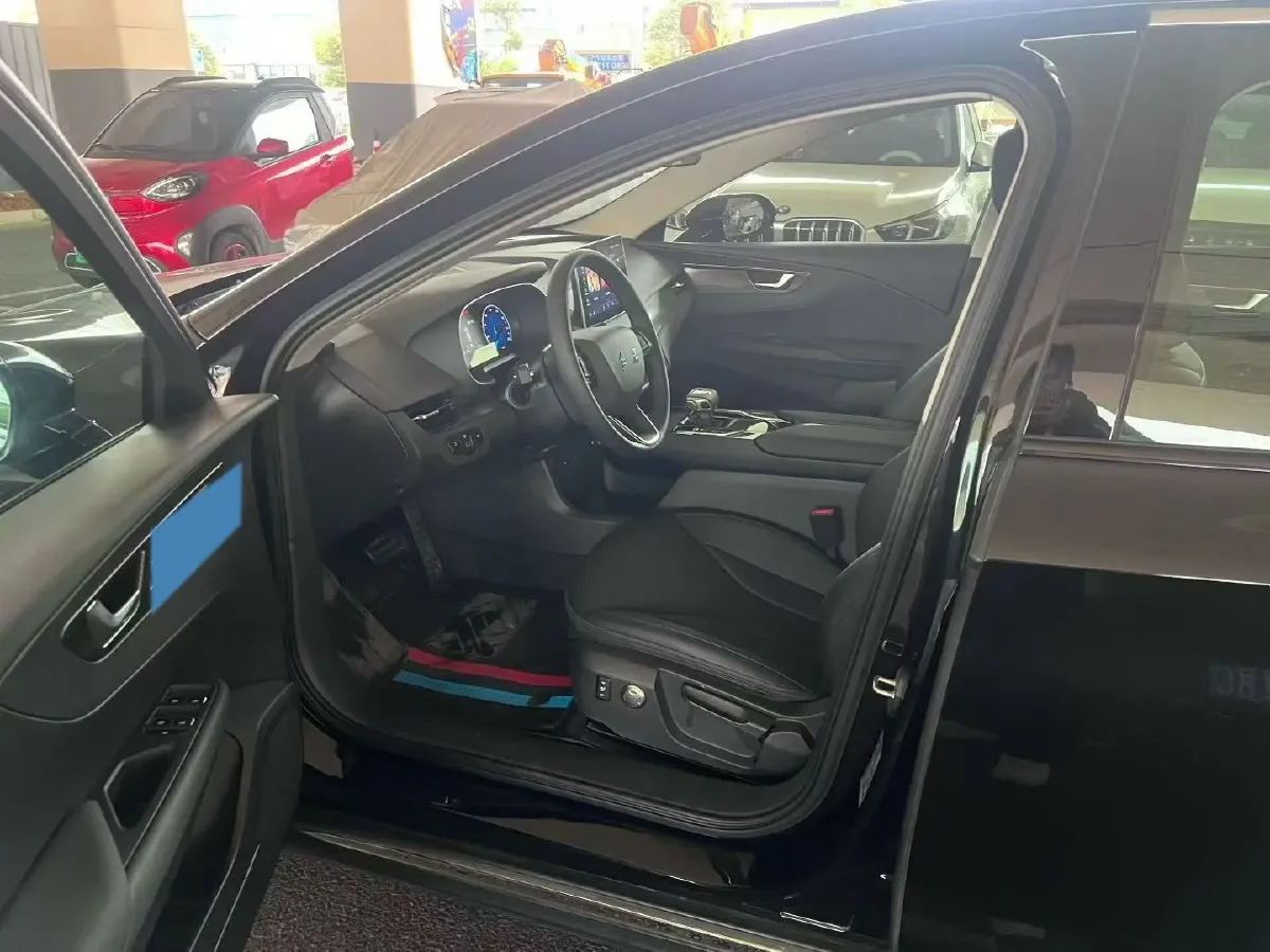 2023 HongQi E-QM5 BEV 74.9KWH,autocango,china used car exporter,china ev exporter,chinese used car exporter,chinese used ev exporter