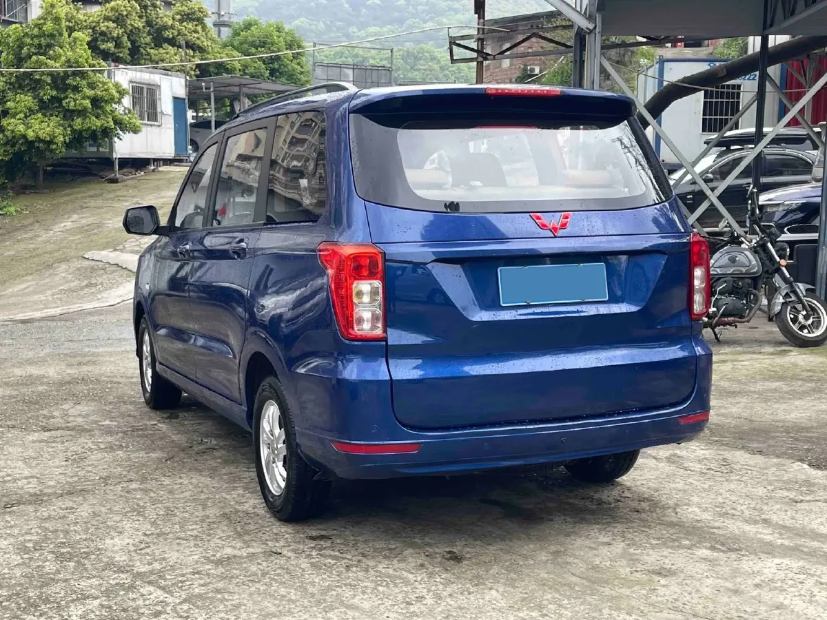 2018 WuLing HongGuang 1.5L 105HP L4 5MT,autocango,china used car exporter,china ev exporter,chinese used car exporter,chinese used ev exporter