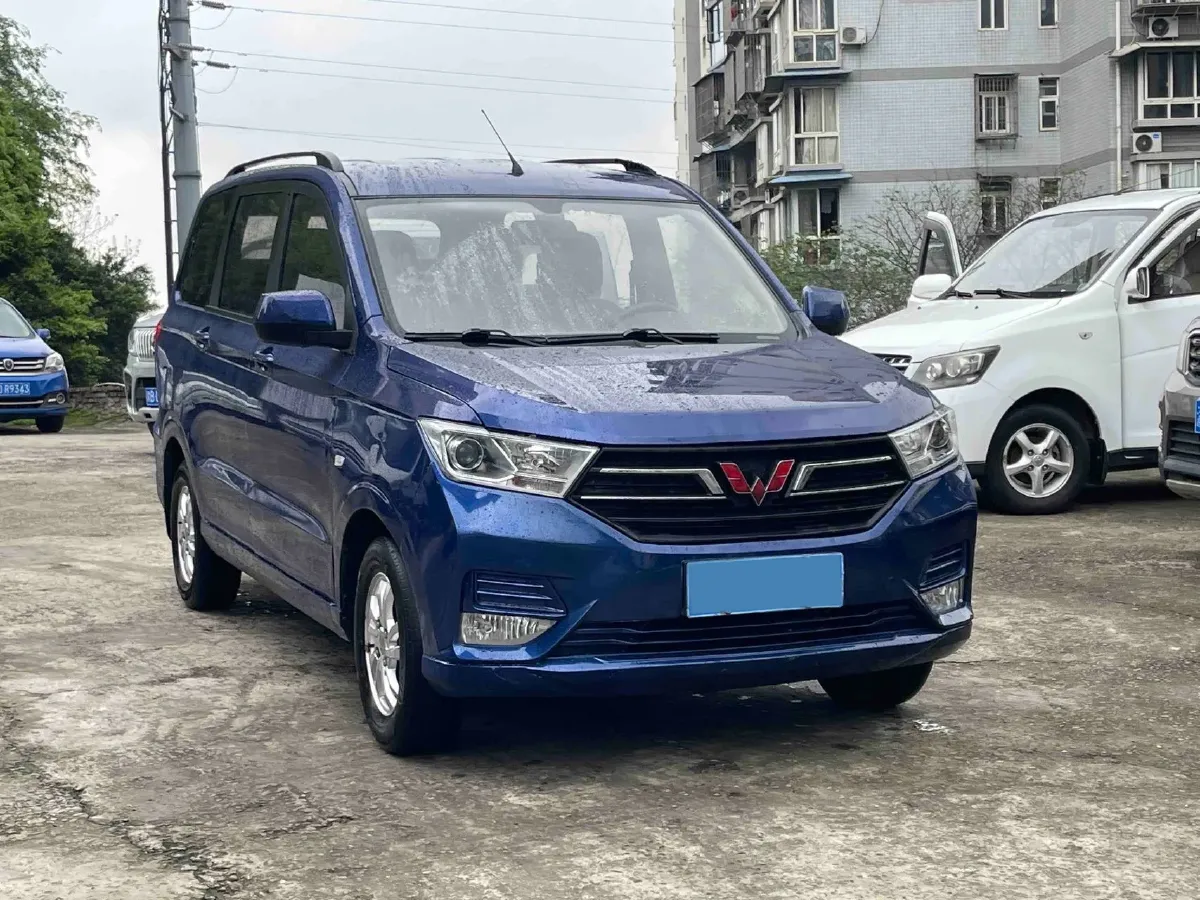 2018 WuLing HongGuang 1.5L 105HP L4 5MT,autocango,china used car exporter,china ev exporter,chinese used car exporter,chinese used ev exporter