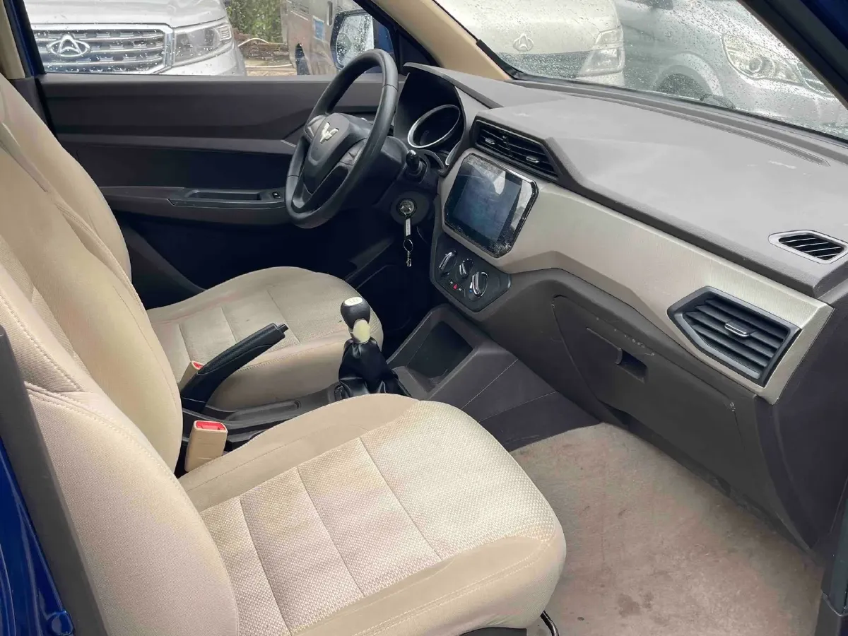 2018 WuLing HongGuang 1.5L 105HP L4 5MT,autocango,china used car exporter,china ev exporter,chinese used car exporter,chinese used ev exporter