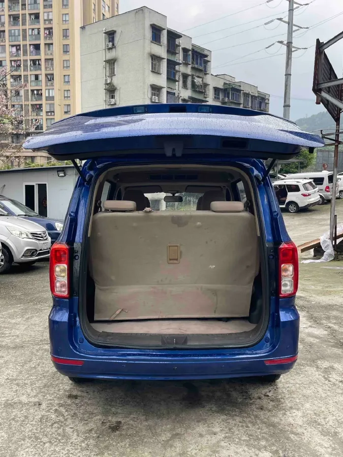 2018 WuLing HongGuang 1.5L 105HP L4 5MT,autocango,china used car exporter,china ev exporter,chinese used car exporter,chinese used ev exporter