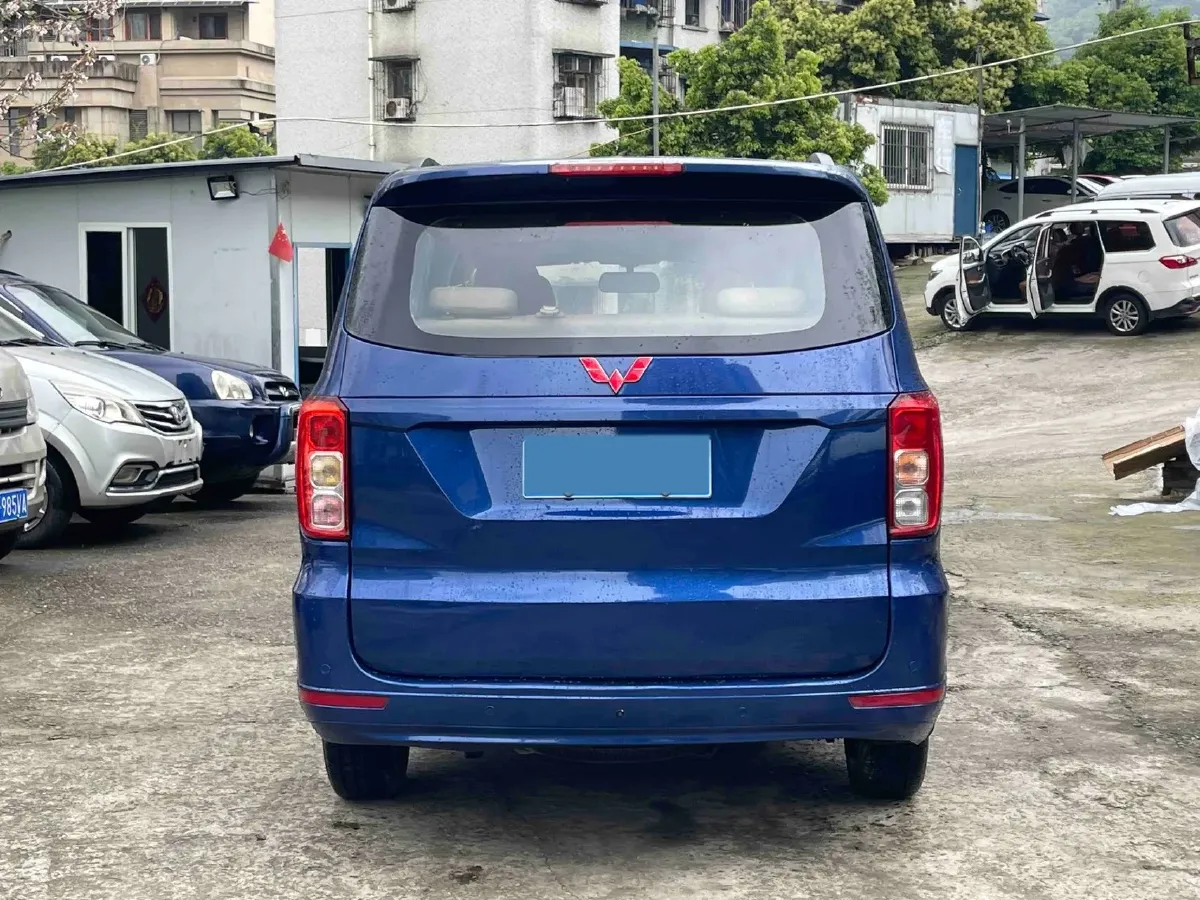 2018 WuLing HongGuang 1.5L 105HP L4 5MT,autocango,china used car exporter,china ev exporter,chinese used car exporter,chinese used ev exporter
