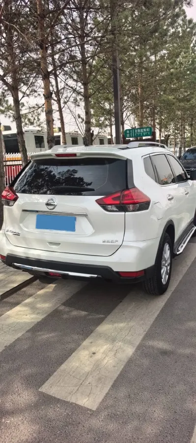 2022 Nissan X-Trail 2.0L 151HP L4 CVT,autocango,china used car exporter,china ev exporter,chinese used car exporter,chinese used ev exporter