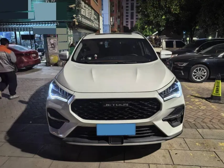 2019 Jetour X90 1.5T 147HP L4 6MT,autocango,china used car exporter,china ev exporter,chinese used car exporter,chinese used ev exporter