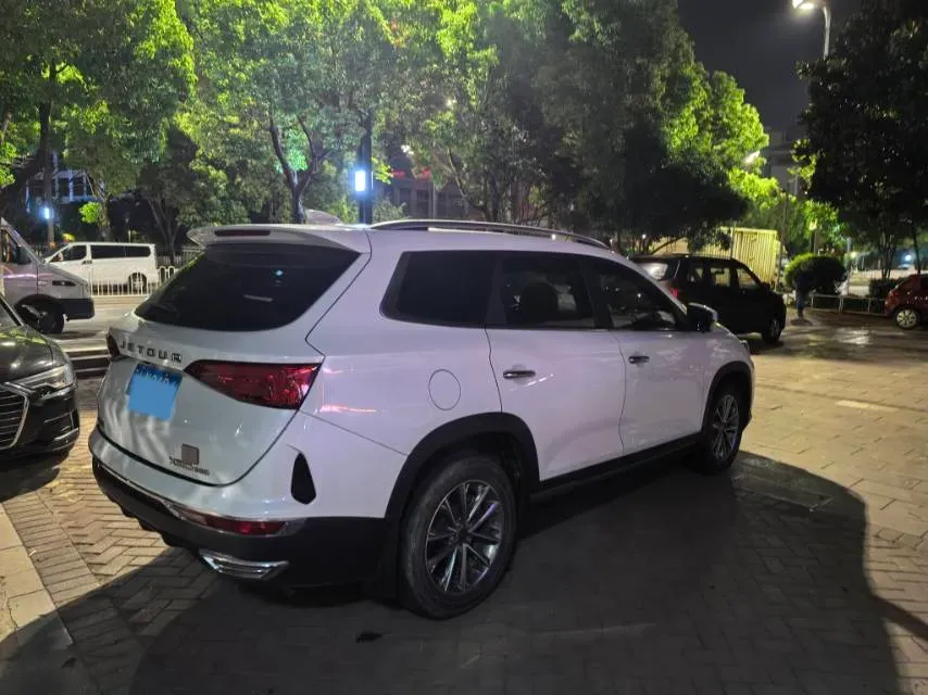 2019 Jetour X90 1.5T 147HP L4 6MT,autocango,china used car exporter,china ev exporter,chinese used car exporter,chinese used ev exporter