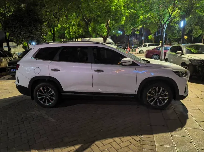 2019 Jetour X90 1.5T 147HP L4 6MT,autocango,china used car exporter,china ev exporter,chinese used car exporter,chinese used ev exporter