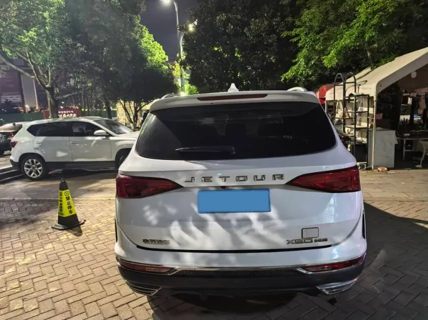 2019 Jetour X90 1.5T 147HP L4 6MT,autocango,china used car exporter,china ev exporter,chinese used car exporter,chinese used ev exporter
