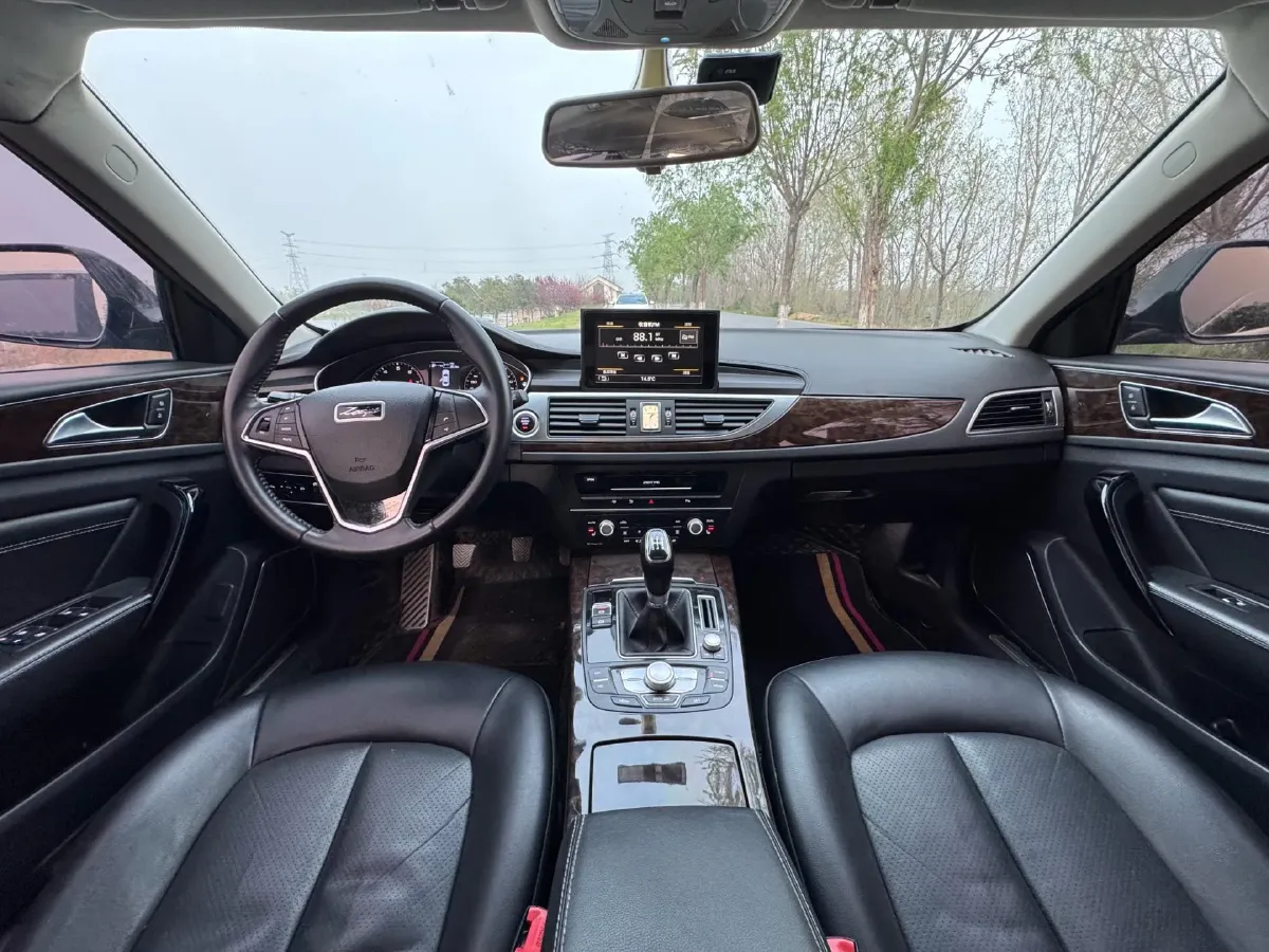 2016 Zotye Z700 1.8T 177HP L4 5MT,autocango,china used car exporter,china ev exporter,chinese used car exporter,chinese used ev exporter