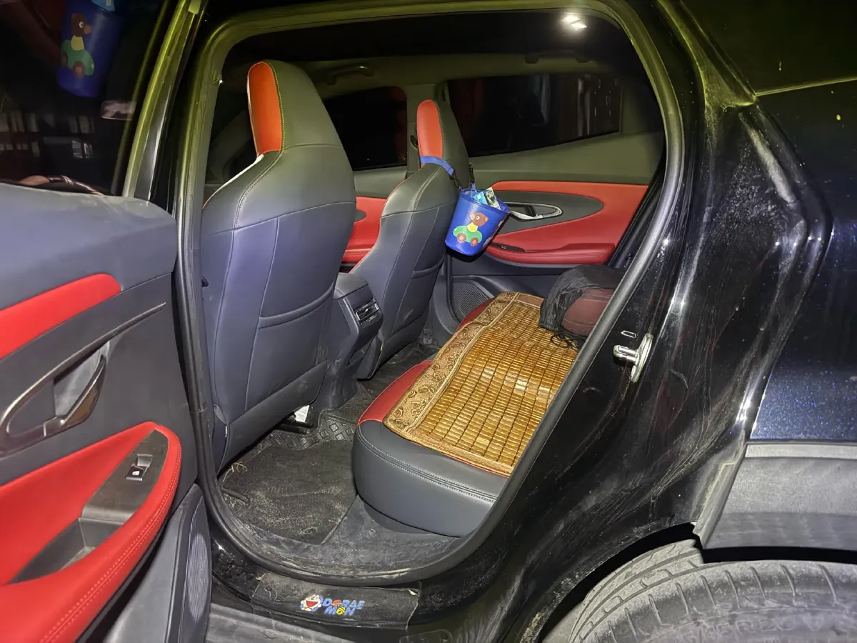 2020 ChangAn UNI-T 1.5T 180HP L4 7DCT,autocango,china used car exporter,china ev exporter,chinese used car exporter,chinese used ev exporter