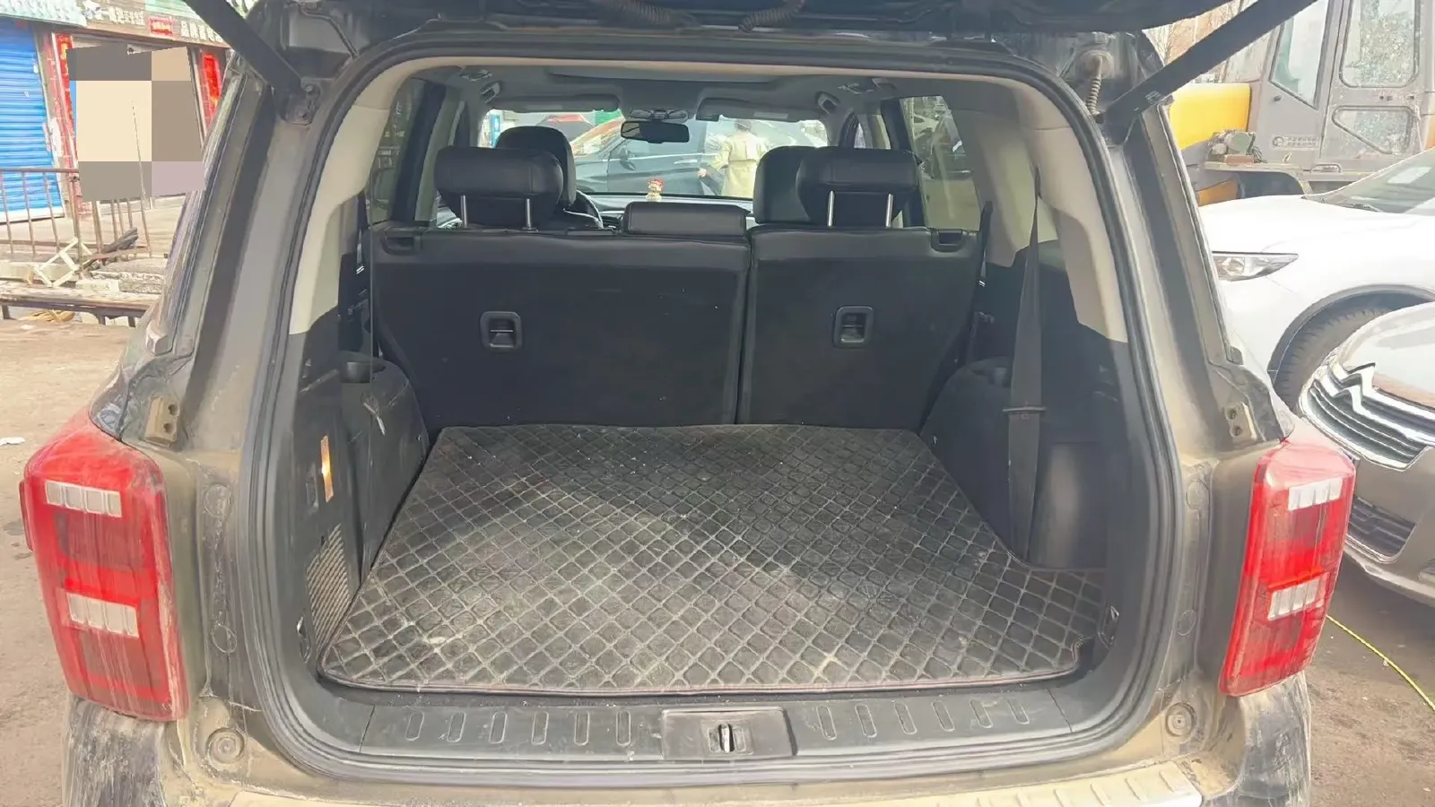 2017 GAC Trumpchi GS8 2.0T 201HP L4 6AT,autocango,china used car exporter,china ev exporter,chinese used car exporter,chinese used ev exporter