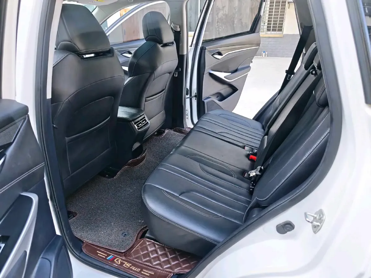 2020 ChangAn CS75 Plus 1.5T 178HP L4 6AT,autocango,china used car exporter,china ev exporter,chinese used car exporter,chinese used ev exporter