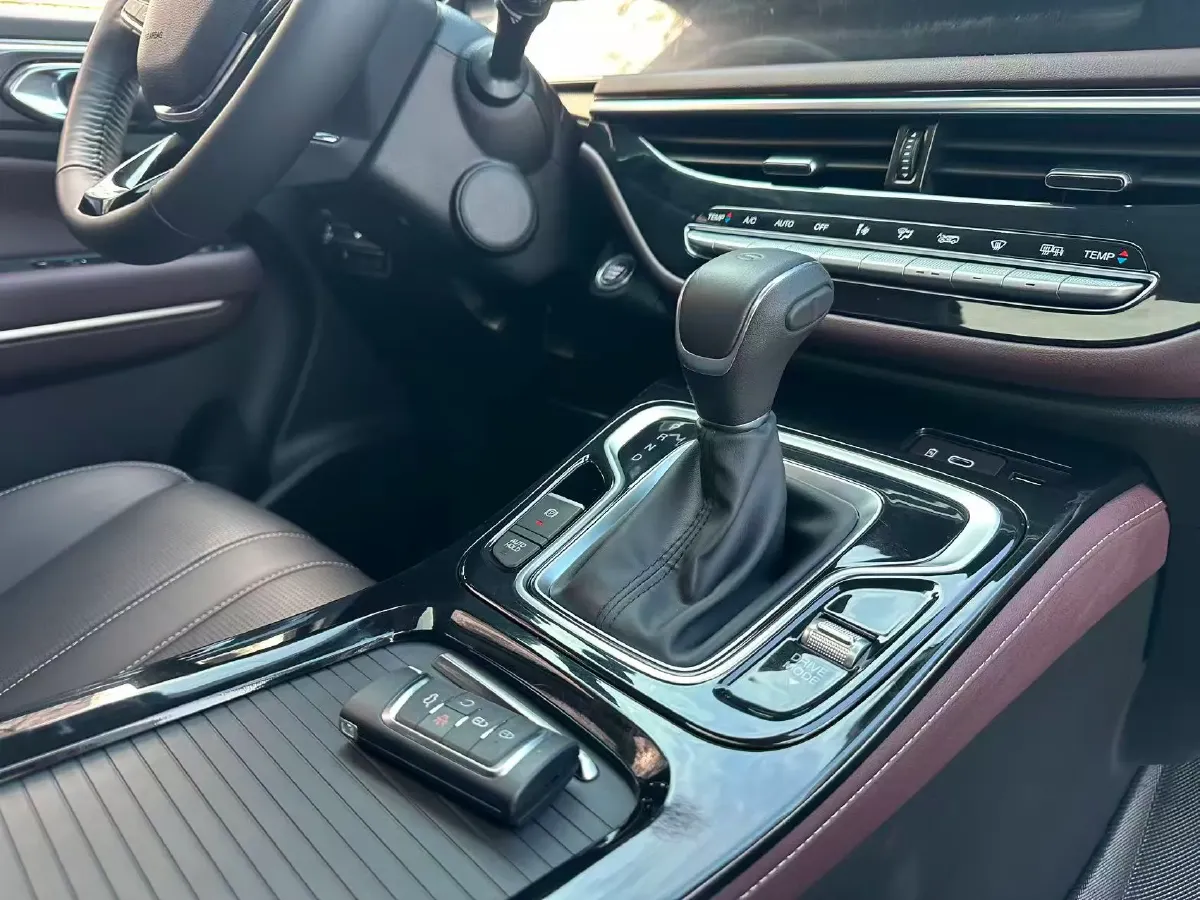 2023 GAC Trumpchi M6 1.5T 177HP L4 7DCT,autocango,china used car exporter,china ev exporter,chinese used car exporter,chinese used ev exporter