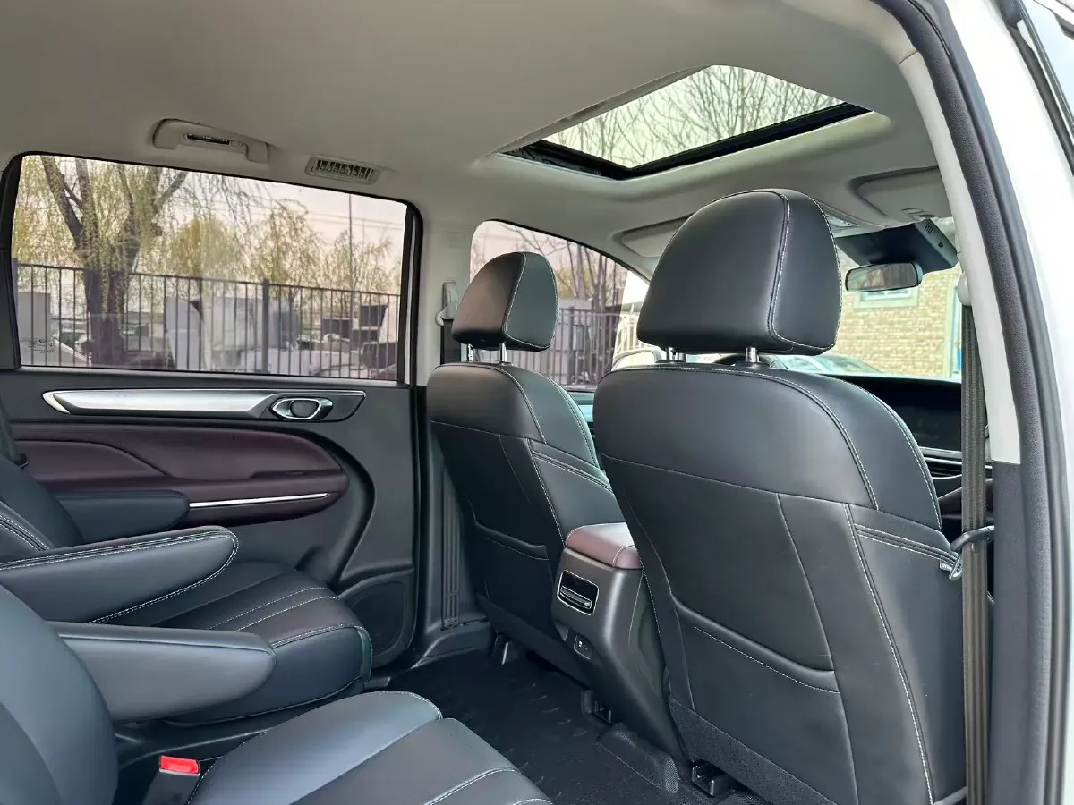 2023 GAC Trumpchi M6 1.5T 177HP L4 7DCT,autocango,china used car exporter,china ev exporter,chinese used car exporter,chinese used ev exporter