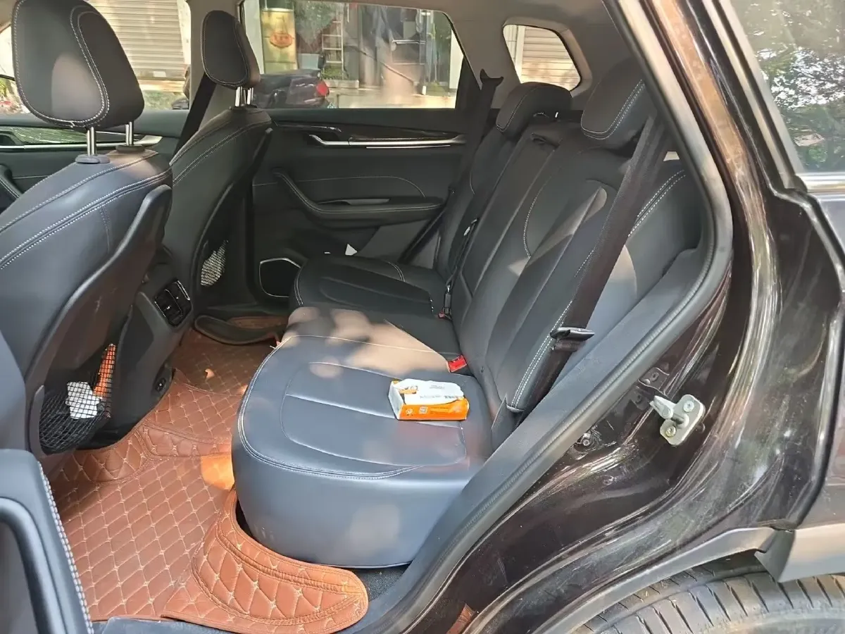 2019 Brilliance Auto V7 1.8T 231HP L4 7DCT,autocango,china used car exporter,china ev exporter,chinese used car exporter,chinese used ev exporter