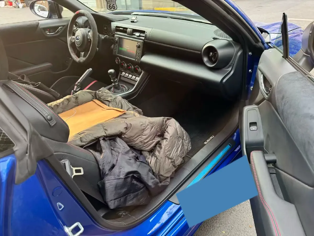 2022 Subaru BRZ 2.4L 234HP H4 6MT,autocango,china used car exporter,china ev exporter,chinese used car exporter,chinese used ev exporter