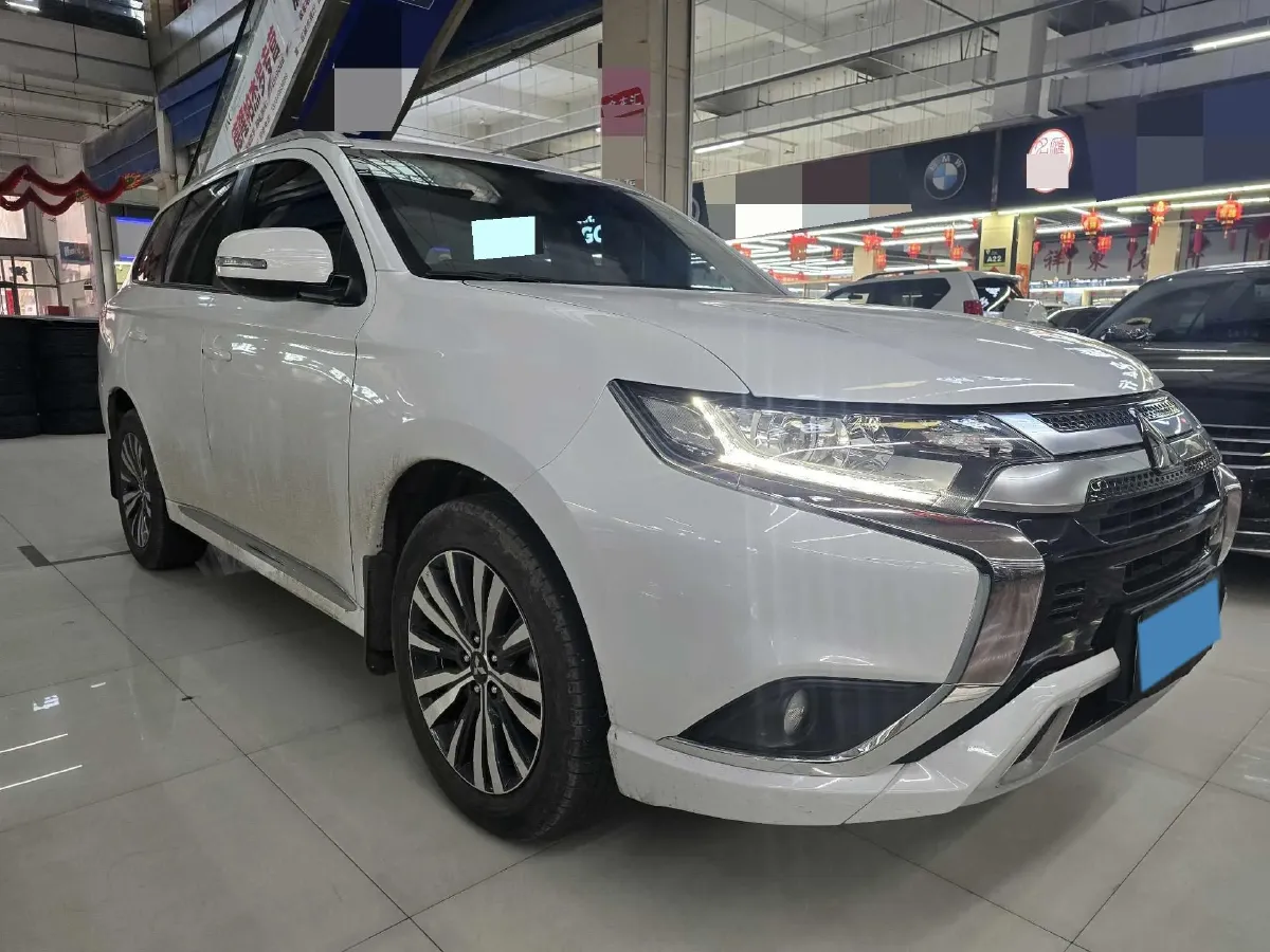 2021 Mitsubishi Outlander 2.0L 166HP L4 CVT,autocango,china used car exporter,china ev exporter,chinese used car exporter,chinese used ev exporter
