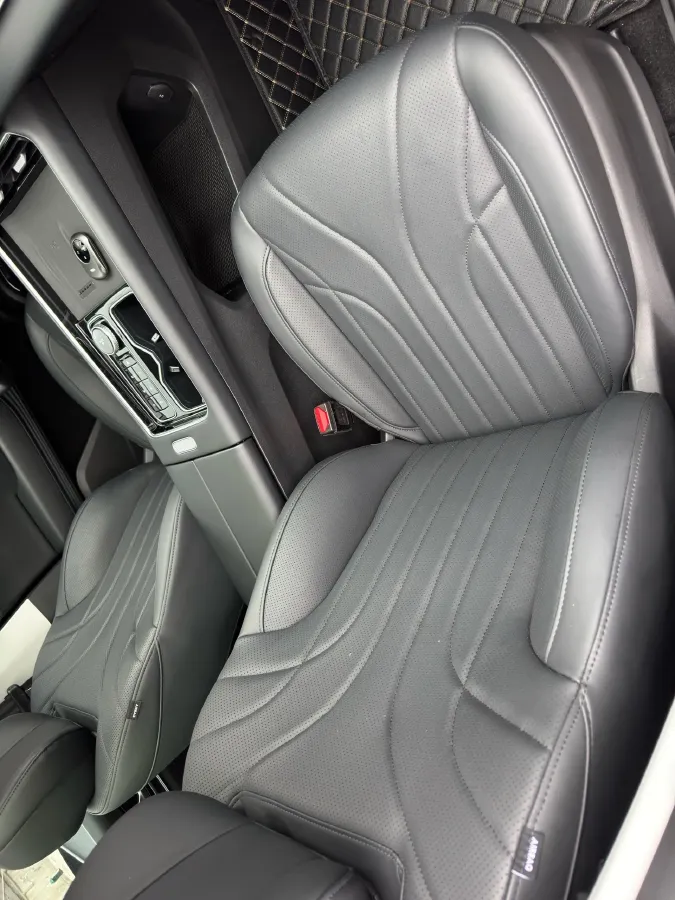 2024 Jetour X90 PRO 2.0T 254HP L4 7DCT,autocango,china used car exporter,china ev exporter,chinese used car exporter,chinese used ev exporter