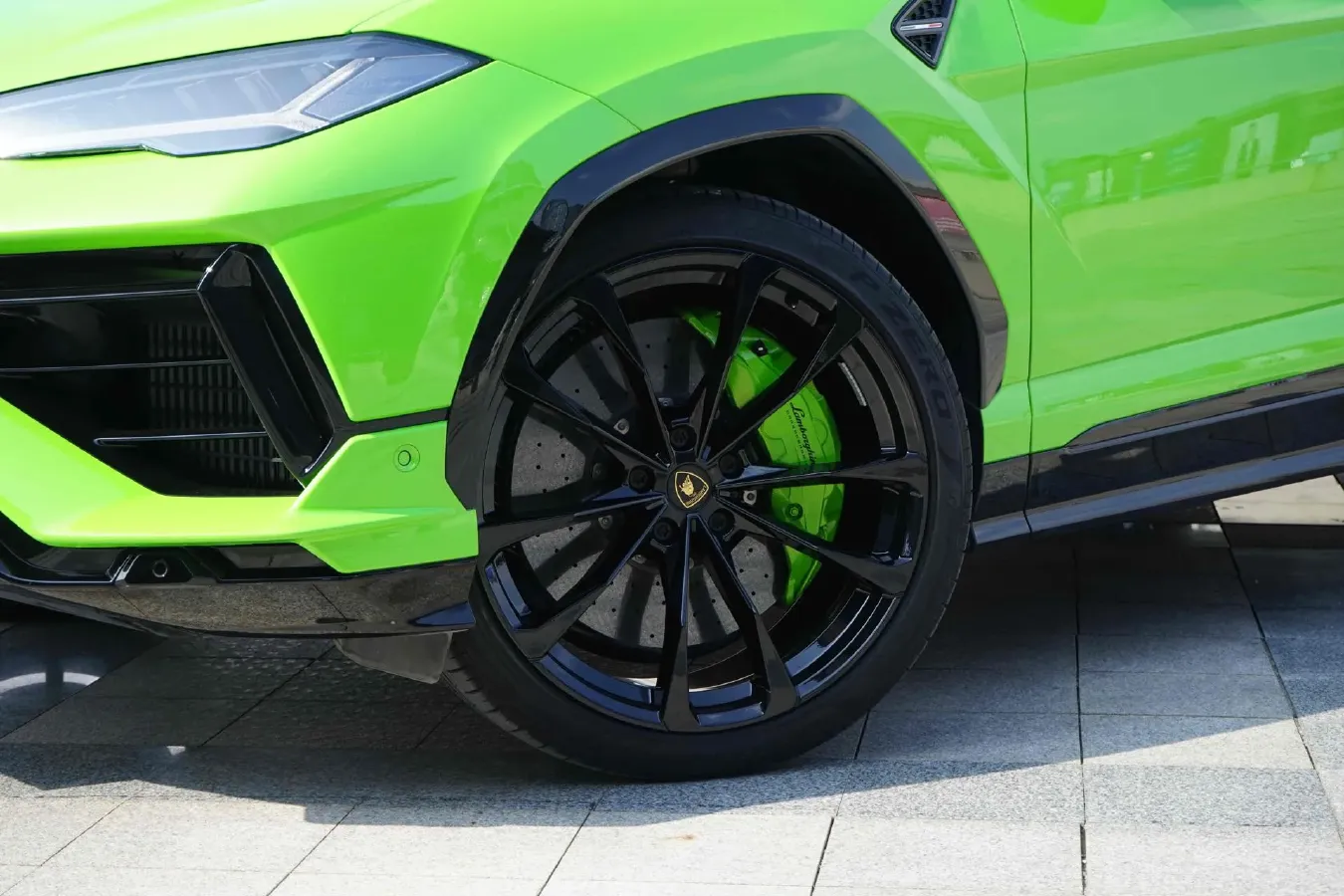2023 Lamborghini Urus 4.0T 641HP V8 8AT,autocango,china used car exporter,china ev exporter,chinese used car exporter,chinese used ev exporter