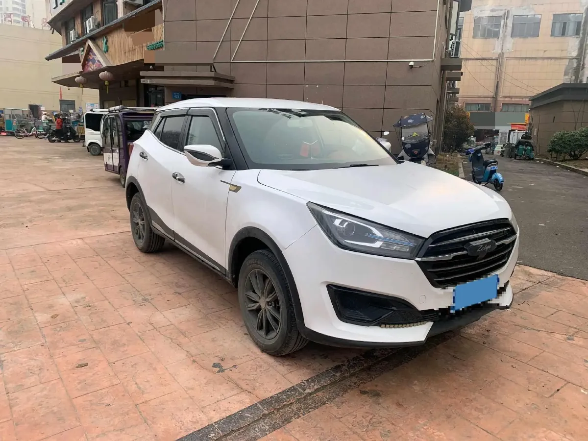 2019 Zotye T300 1.5L 112HP L4 5MT,autocango,china used car exporter,china ev exporter,chinese used car exporter,chinese used ev exporter